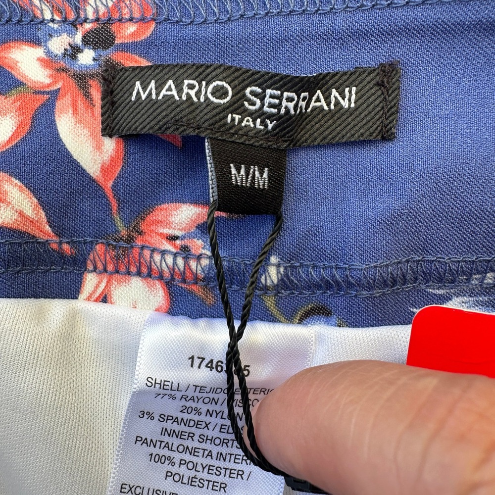 Mario Serrani Skort Blue Floral Comfort Stretch Tummy Control Medium NWT - Picture 3 of 10
